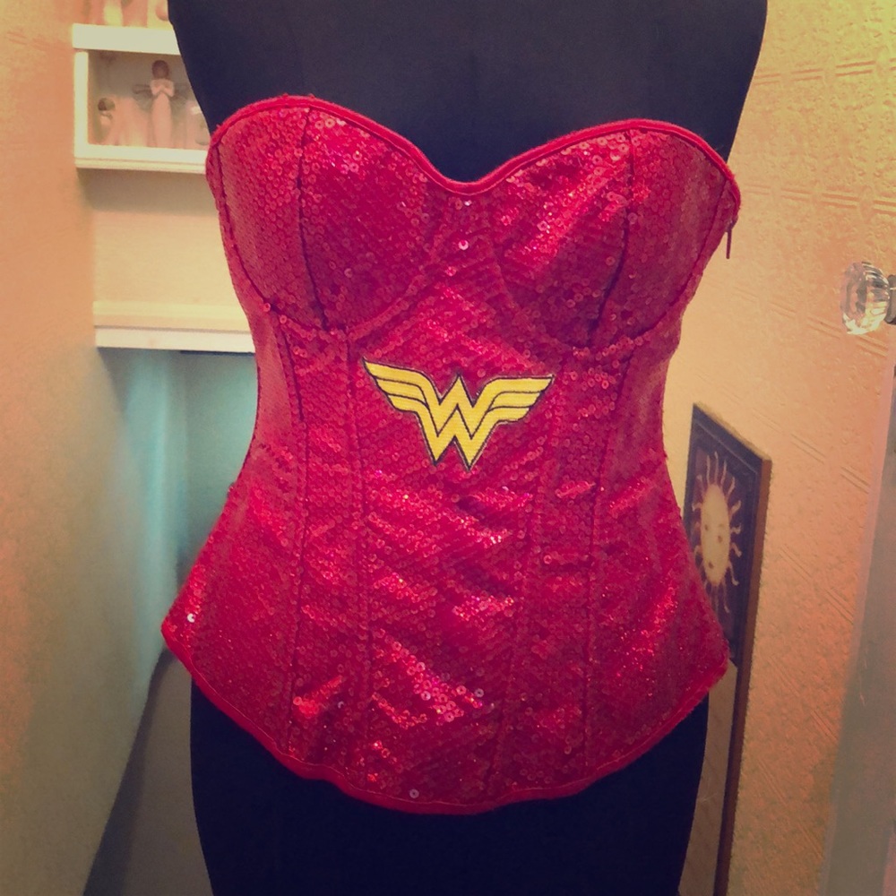 Dazzling DC Wonder Woman sequinned corset M/L